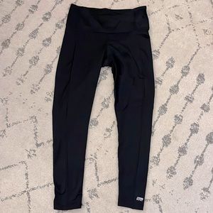 MARIKA black leggings, size M, 7/8 length